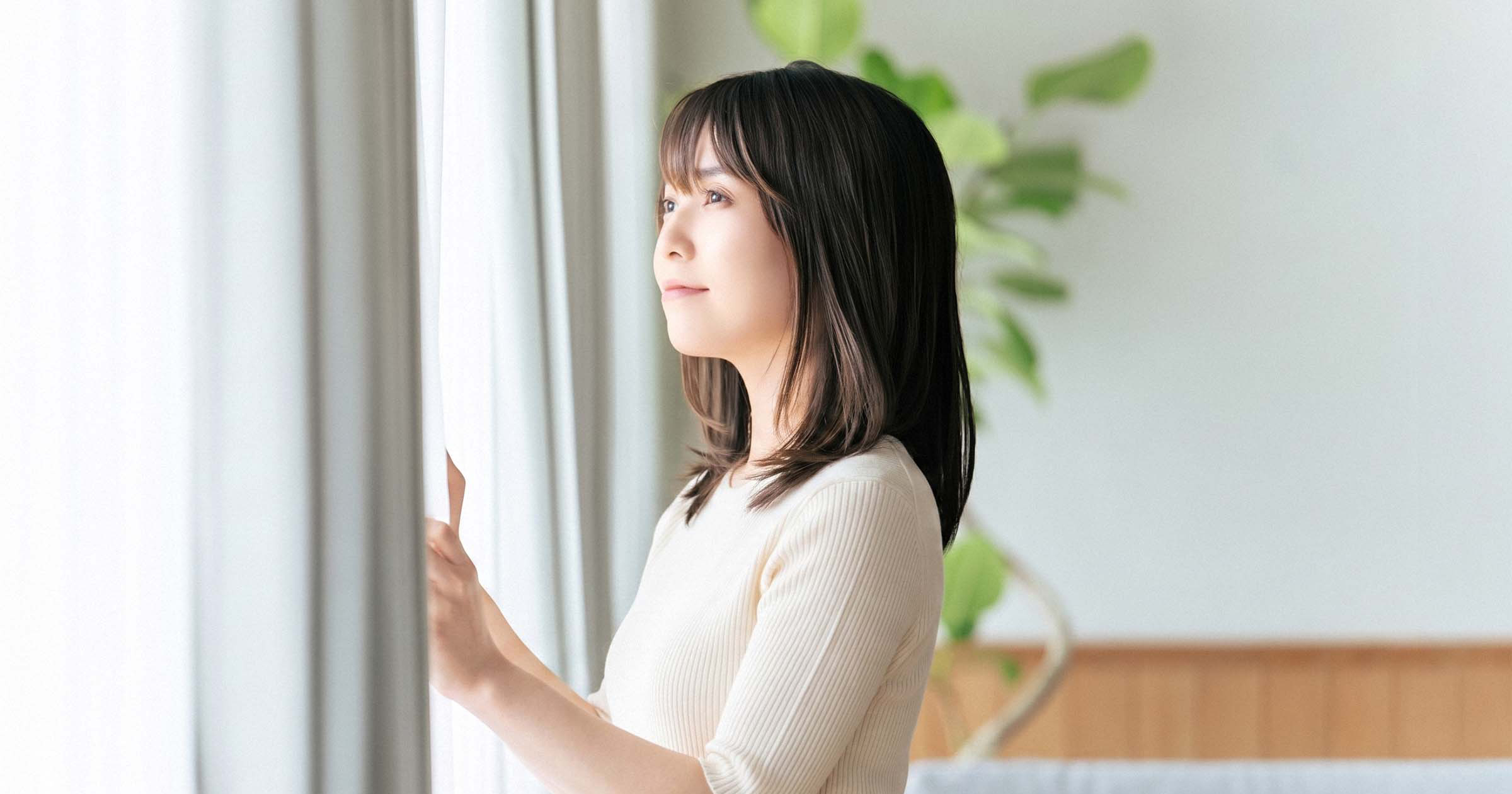 その不調、実は“服のムレ”かも？ 5月のゆらぎ肌に優しい、メリノウールの呼吸する心地よさ